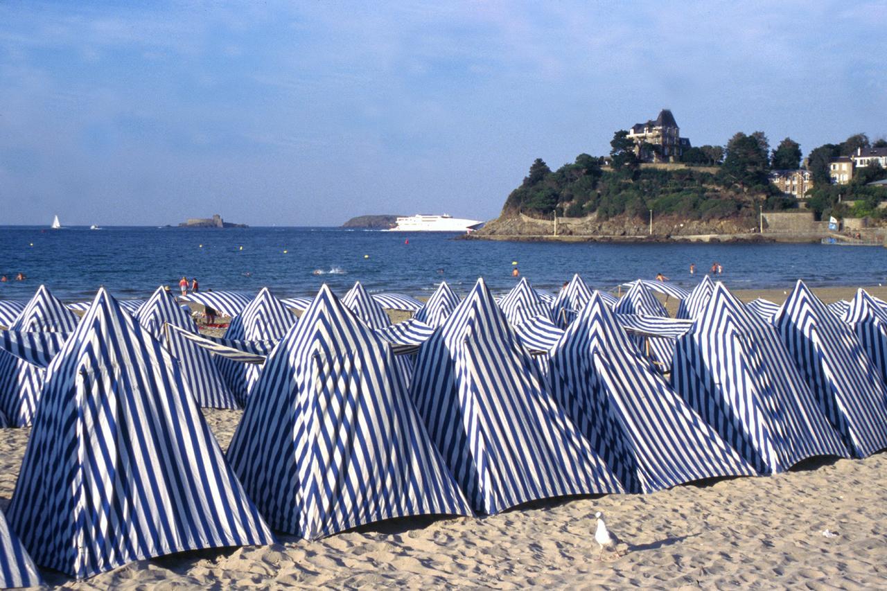 Chambres D'Hotes Le Clos D'Enhaut Dinard Exterior photo